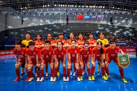 贝恩和科利尔发挥出色，灰熊完成逆转，成为西部第四